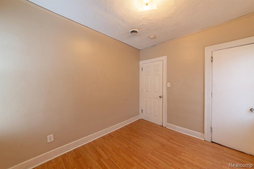 56 WALDO Street, Pontiac, MI 48341 — Photo 22