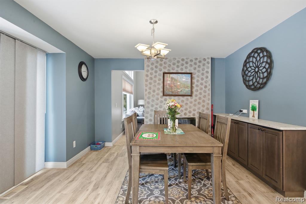 1275 Hendrie, Canton, MI 48187 — Photo 32