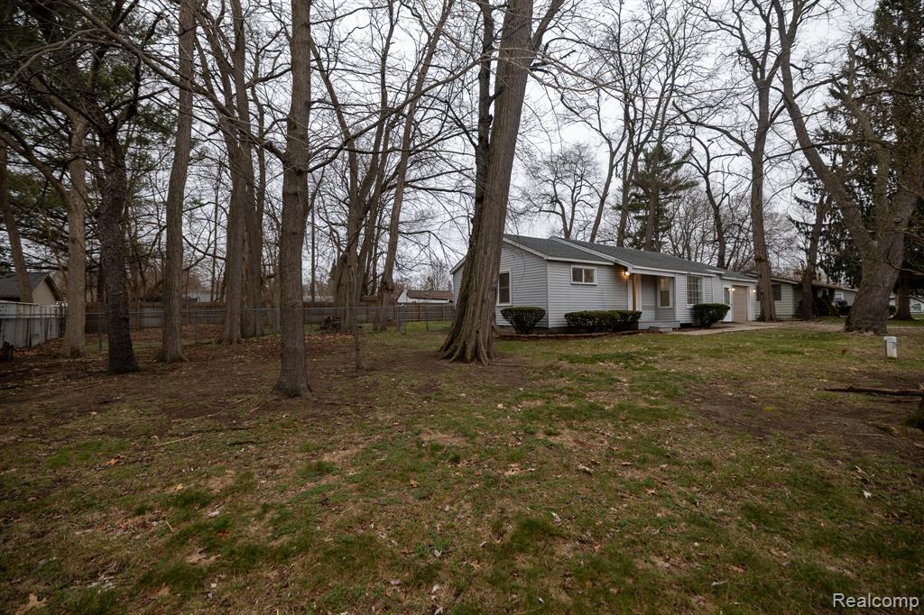 9172 Millward Avenue, White Lake, MI — Photo 3