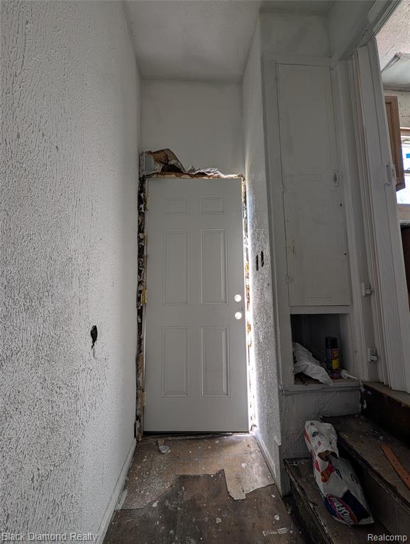20520 Dresden Street, Detroit, MI 48205 — Photo 13