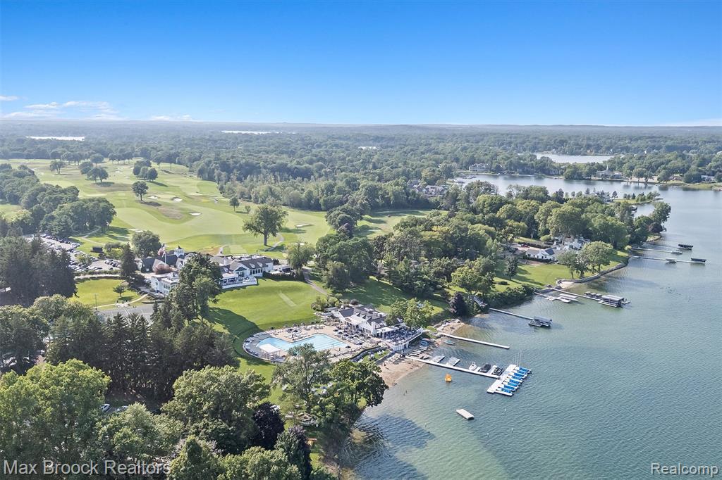 3333 W Shore Drive, Orchard Lake Village, MI 48324 — Photo 4