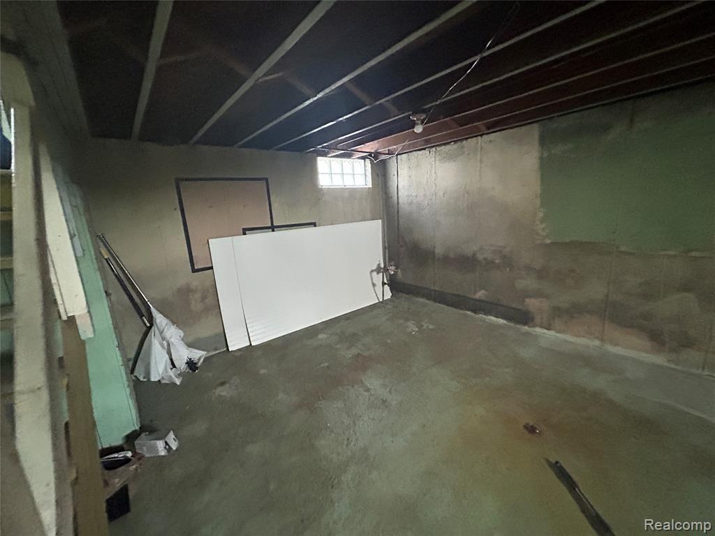 16910 Pembroke Avenue, Detroit, MI 48235 — Photo 39
