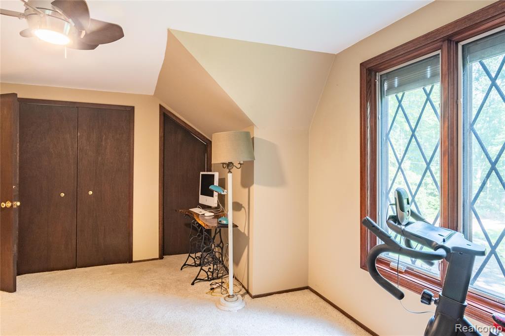 55535 WOODY Lane, South Lyon, MI 48178 — Photo 28