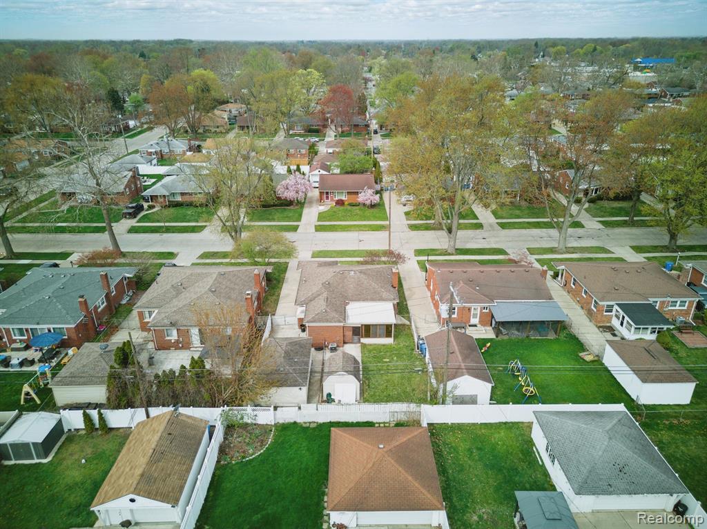 8540 ARNOLD Street, Dearborn Heights, MI 48127 — Photo 40