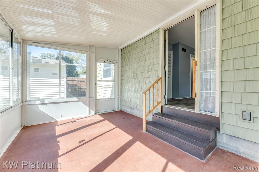 6481 Lakeshore Road, Burtchville, MI 48059 — Photo 24