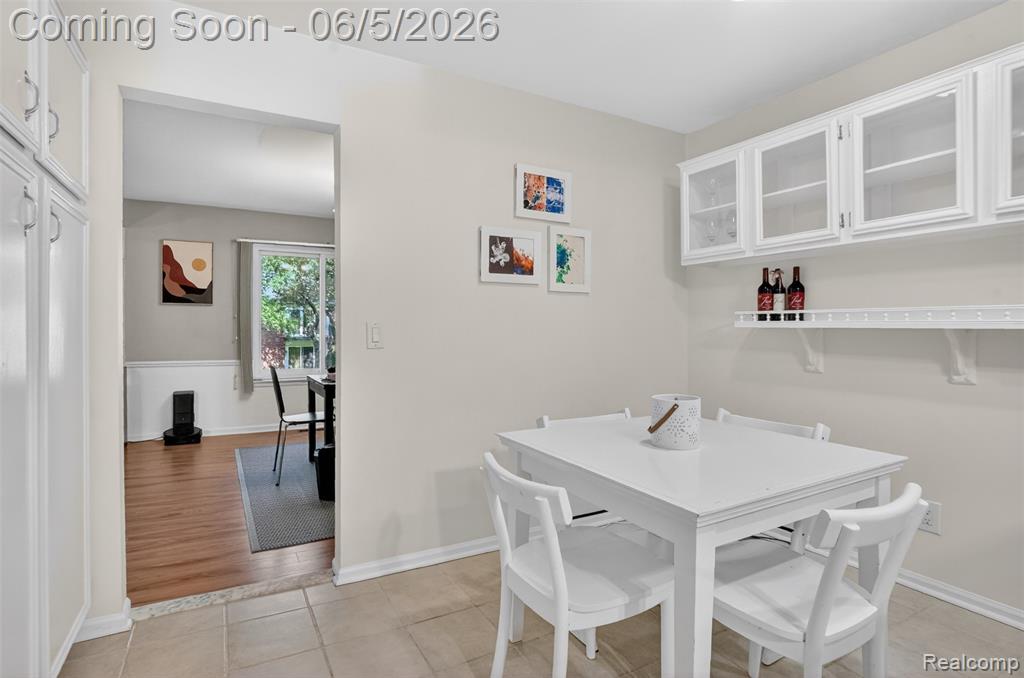 2425 Mulberry Square, 42, Bloomfield Hills, MI 48302 — Photo 9