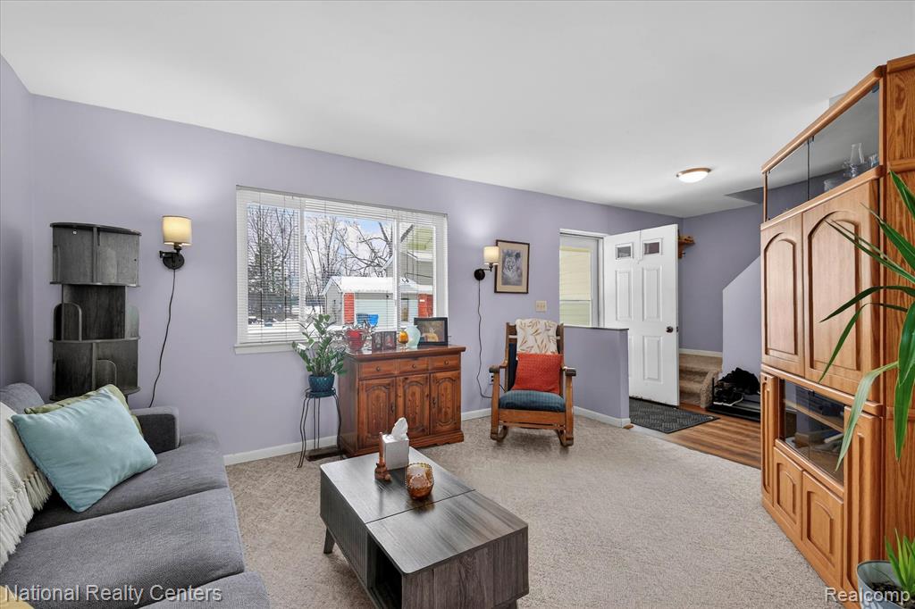 4315 Gale Drive, Howell, MI 48843 — Photo 7