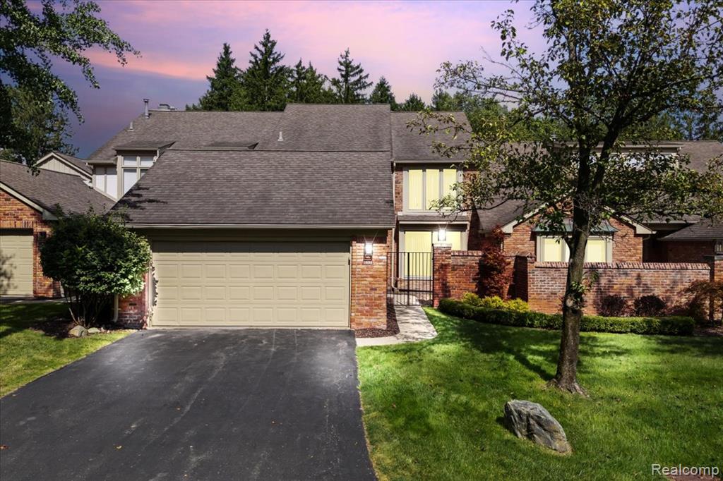 24066 Bingham Pointe Drive, 11, Bingham Farms, MI 48025 — Photo 34