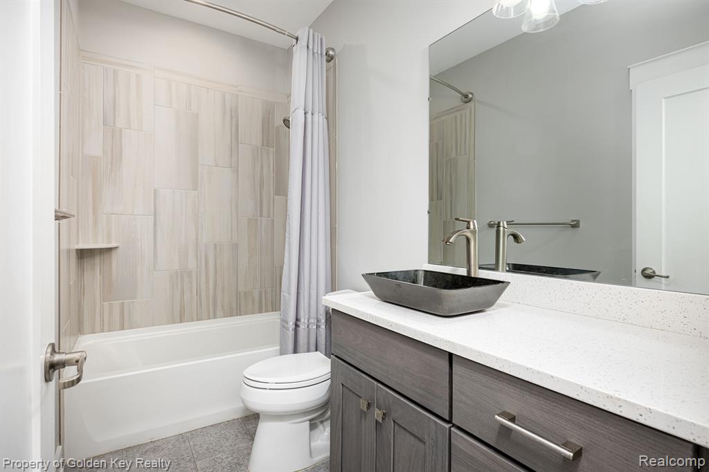 5352 Timber Bend Drive, Brighton, MI 48116 — Photo 27