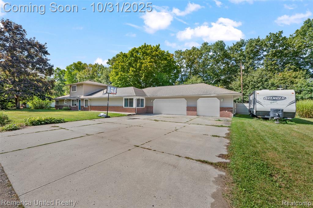 617 Shaw Court, Milford, MI 48380 — Photo 2
