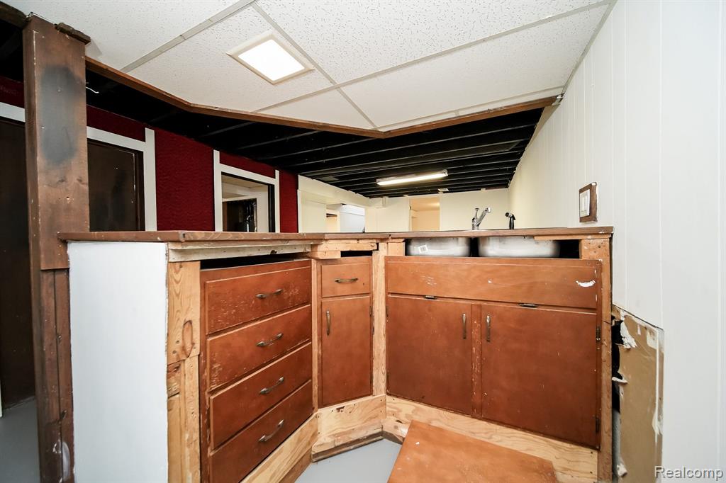 598 COVINGTON Street, South Lyon, MI 48178 — Photo 55