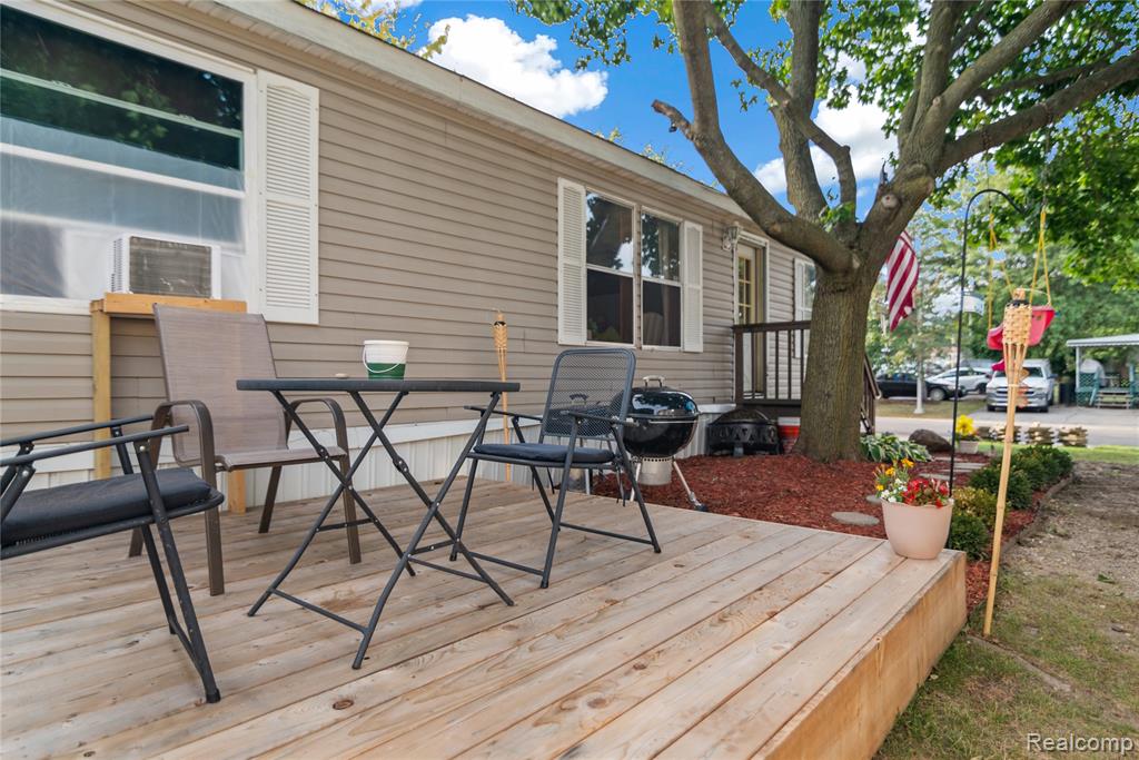 351 North Squirrel Road #63, Auburn Hills, MI 48326 — Photo 3