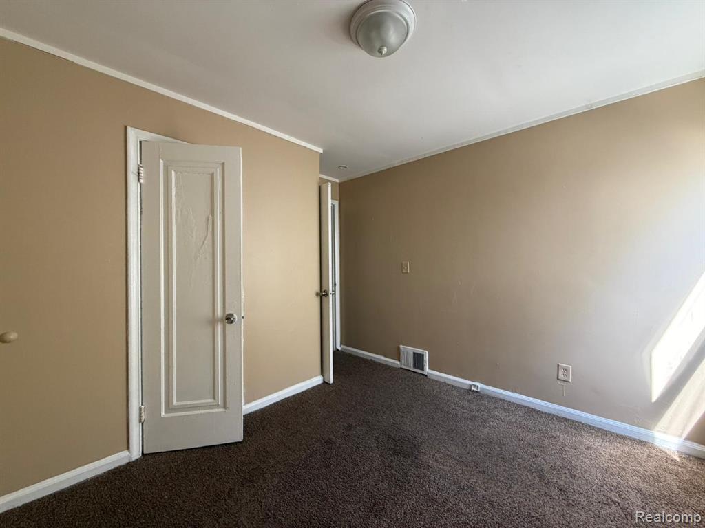 8260 Minock Street, Detroit, MI 48228 — Photo 11