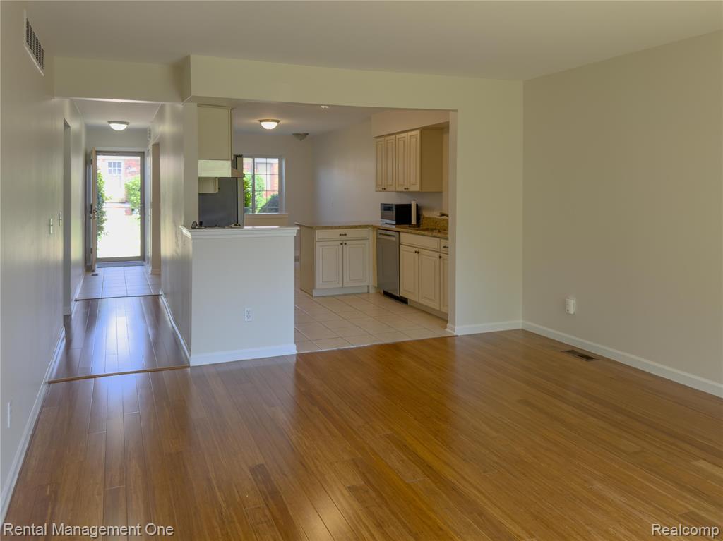 11575 Lynhurst Drive, Washington, MI — Photo 6