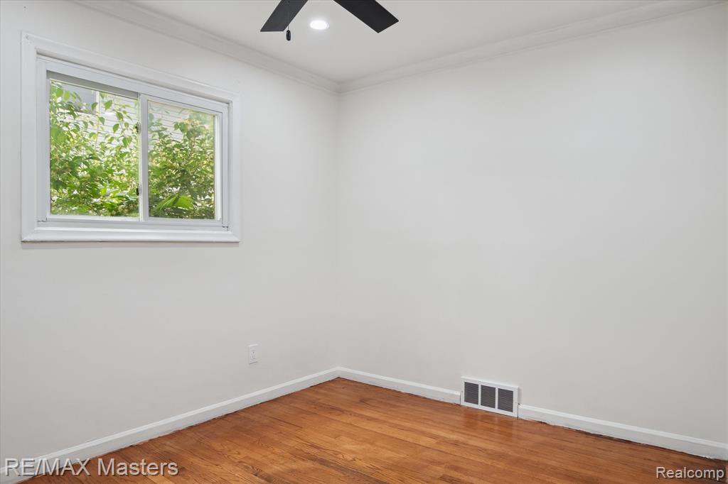 6835 Gilman Street, Garden City, MI — Photo 27