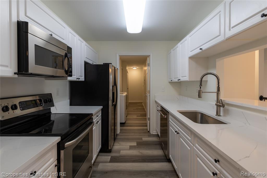 3645 Oakmonte Boulevard, Rochester, MI 48306 — Photo 13