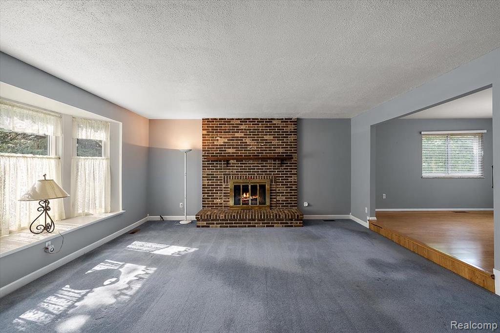 2947 SUN TERRACE Drive, Hartland, MI 48353 — Photo 11