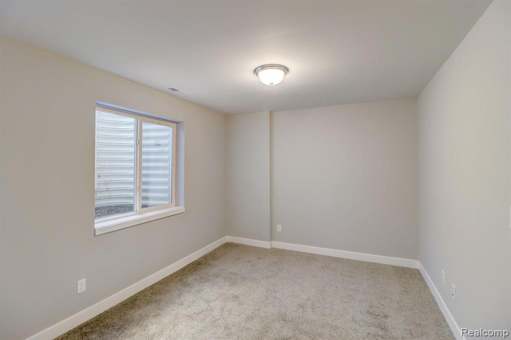 25503 GRANDVIEW Lane, 26, Novi, MI — Photo 27