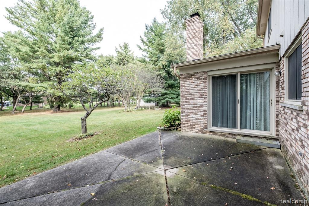 8911 W Gates Street, Bruce, MI 48065 — Photo 47