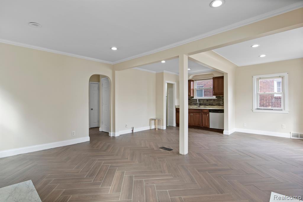 6115 YINGER Avenue, Dearborn, MI 48126 — Photo 13