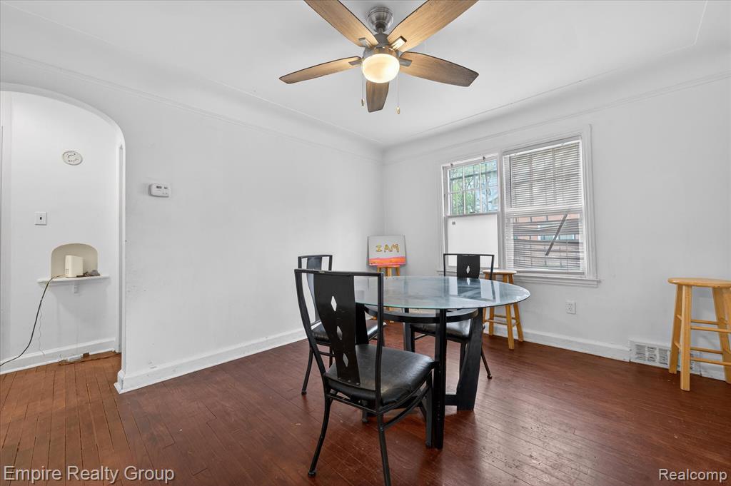 19345 Omira Street, Highland Park, MI 48203 — Photo 12