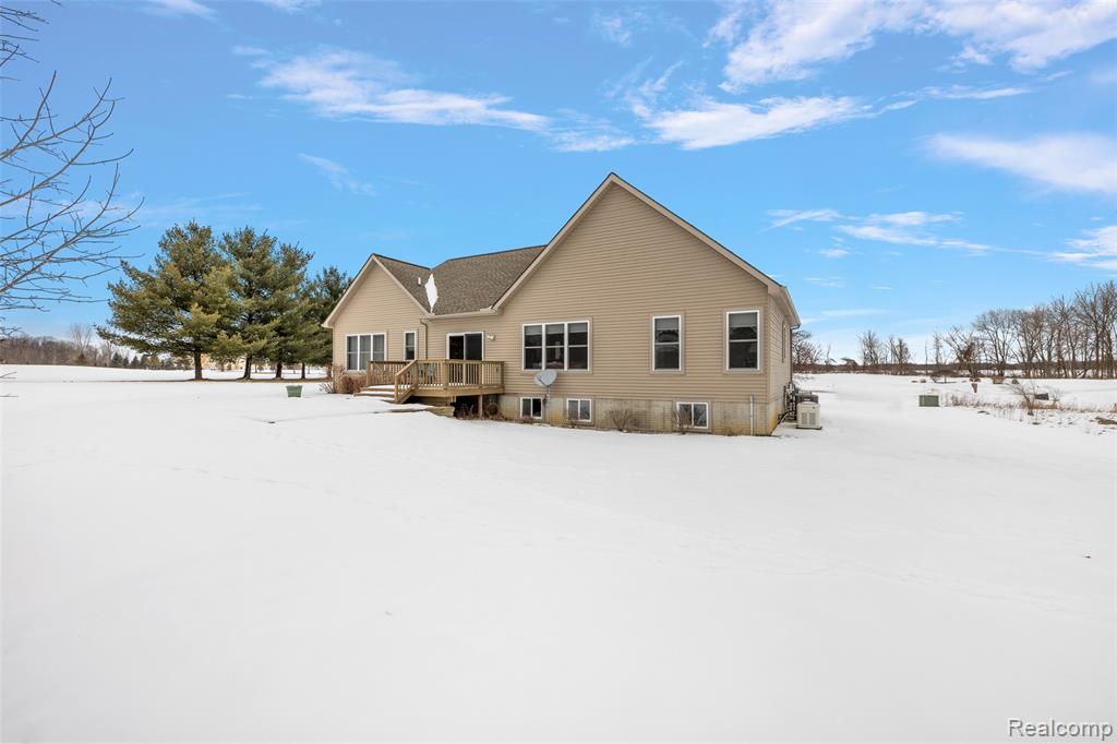 6140 BROOKHAVEN Drive, Imlay City, MI 48444 — Photo 38