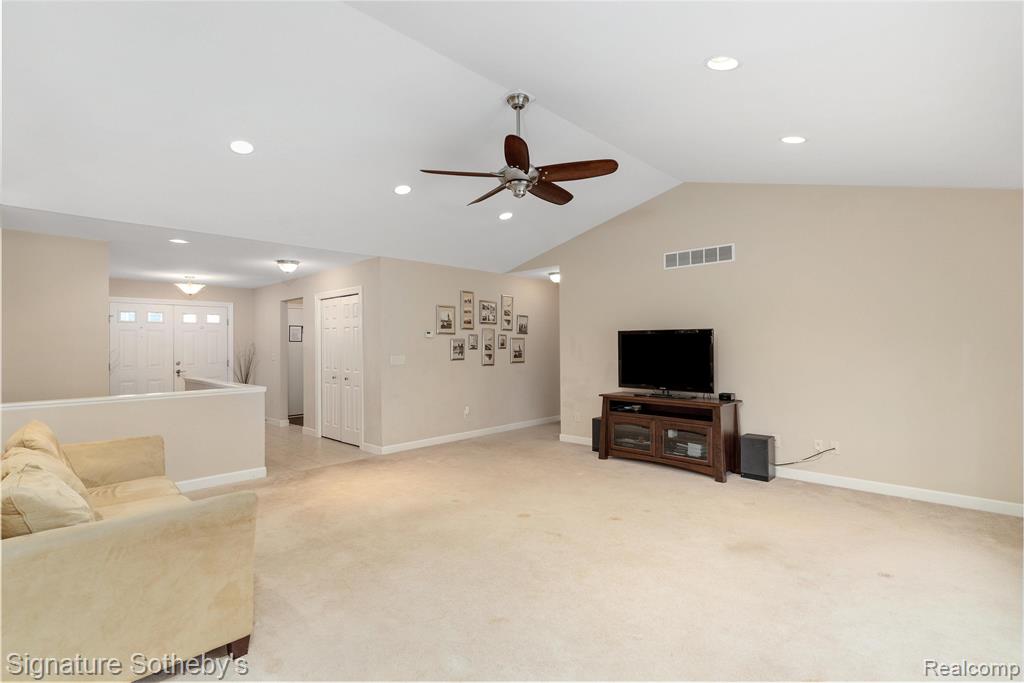 8392 PARKRIDGE Drive, Dexter, MI 48130 — Photo 8