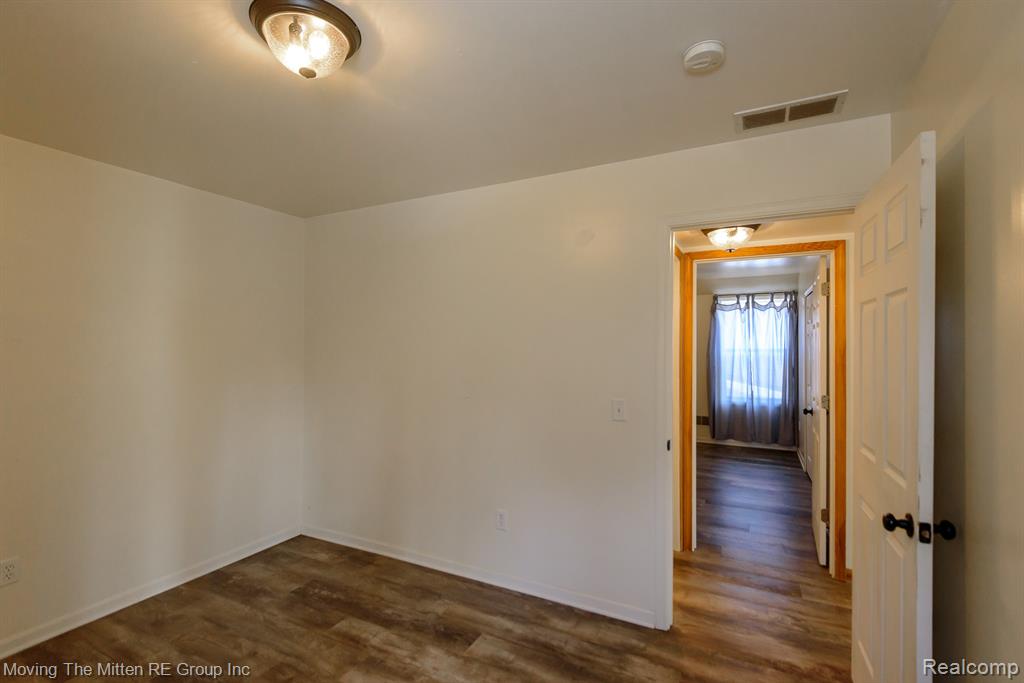 7373 Valley Drive, Brighton, MI 48116 — Photo 28