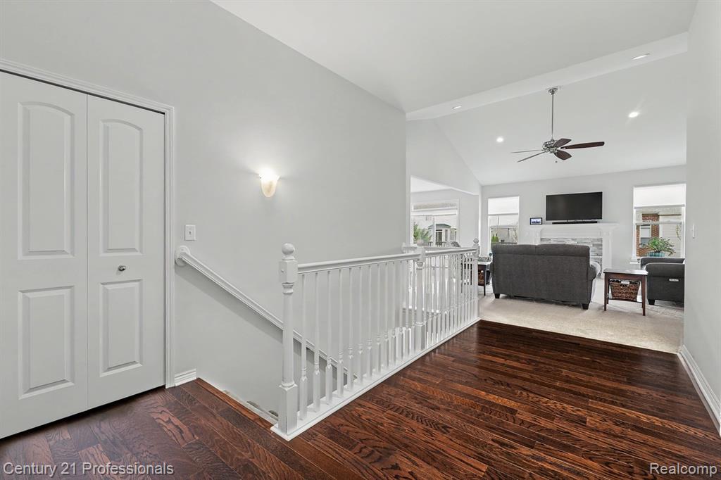 49455 Messara Drive, Macomb, MI 48042 — Photo 9