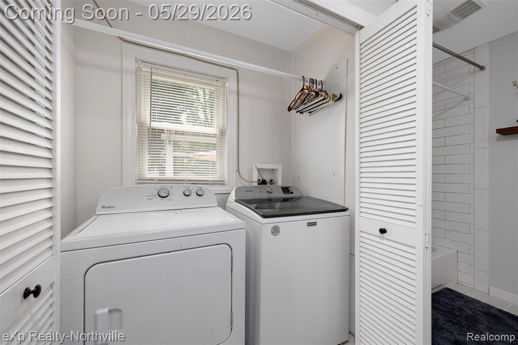 46049 Chatsworth Drive, Van Buren, MI 48111 — Photo 11