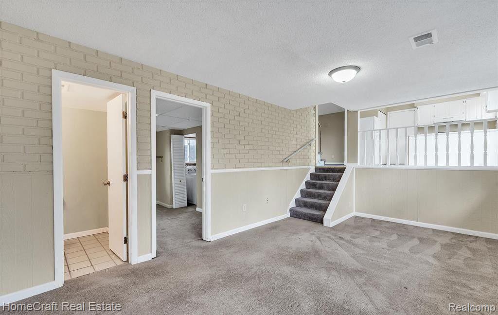 9224 PANAMA Avenue, Ypsilanti, MI 48198 — Photo 20