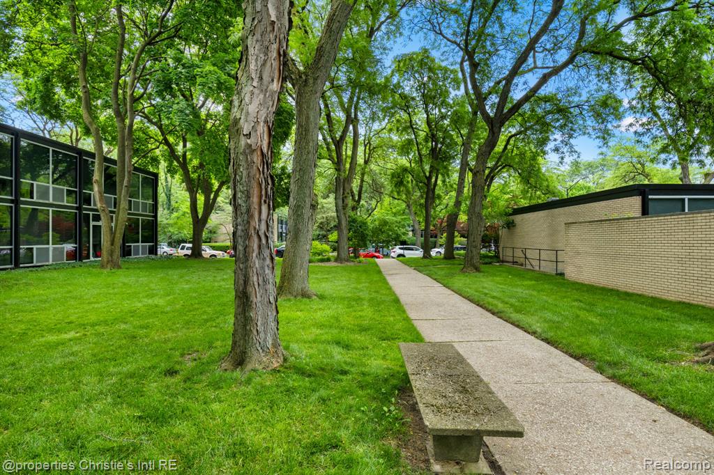 1351 Nicolet Place, Detroit, MI 48207 — Photo 32