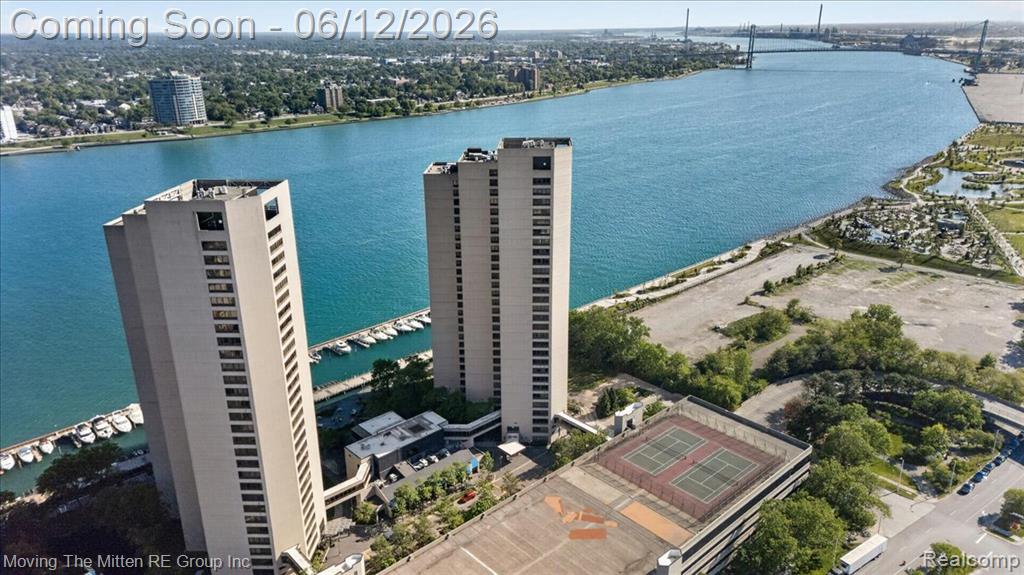 1001 W Jefferson Avenue - Photo 2