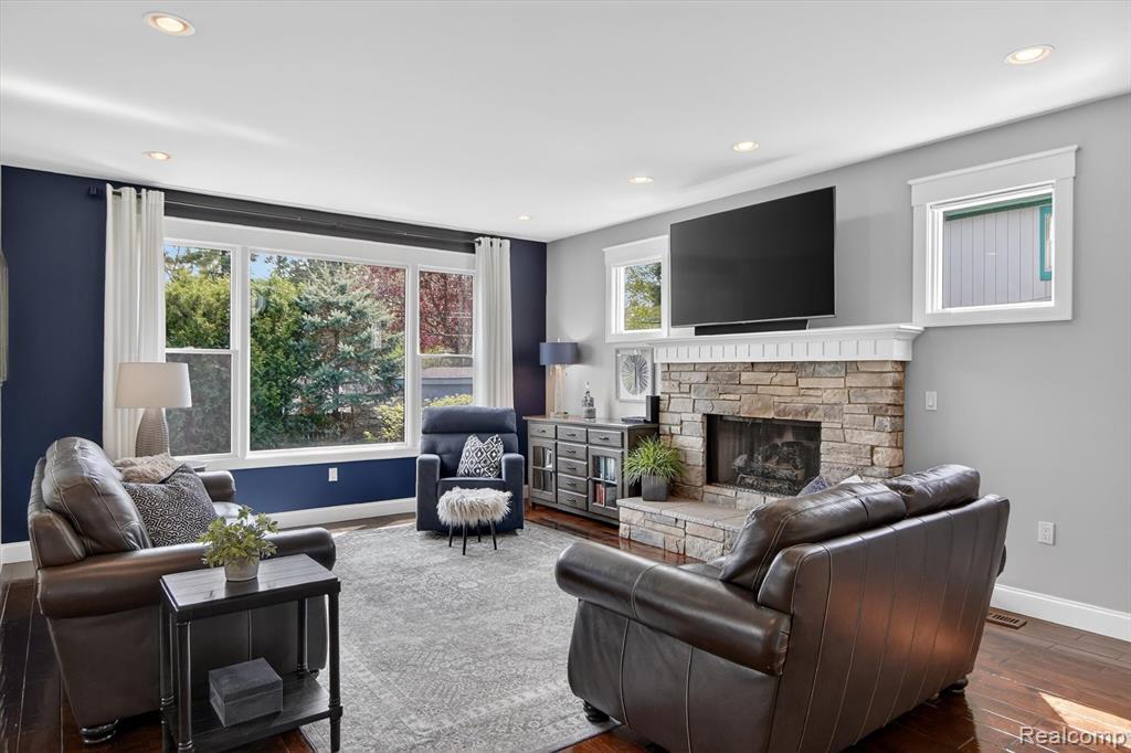 46099 Neeson Street, Northville, MI 48167 — Photo 8