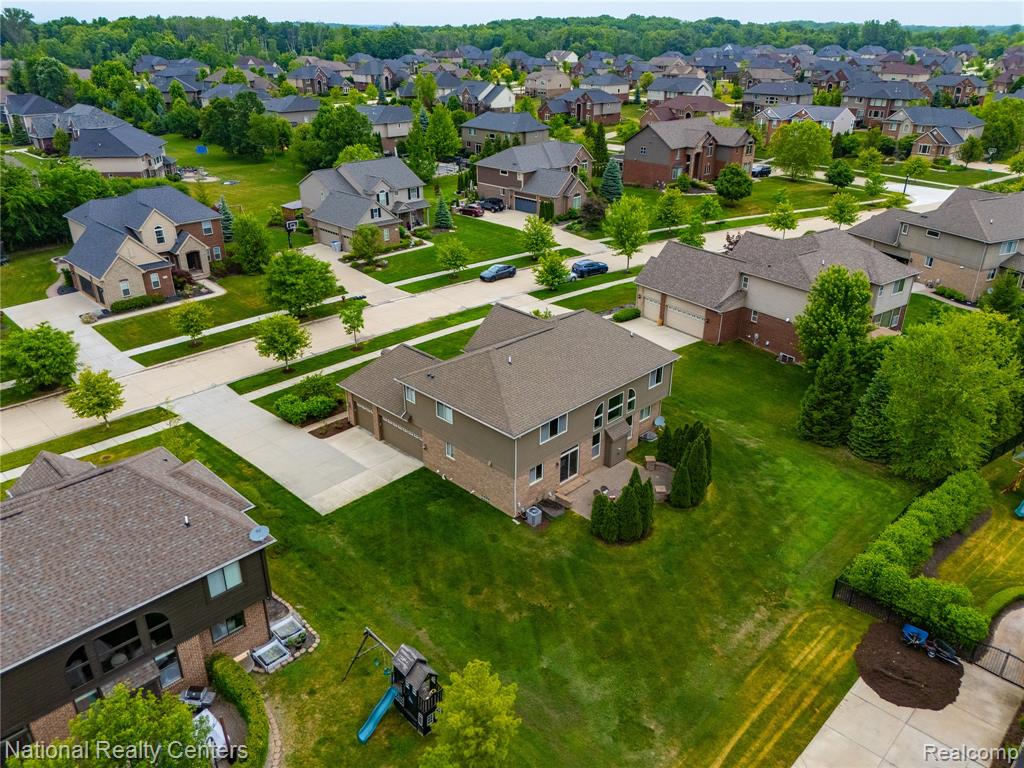 52347 Ferndale Drive, Northville, MI 48167 — Photo 36
