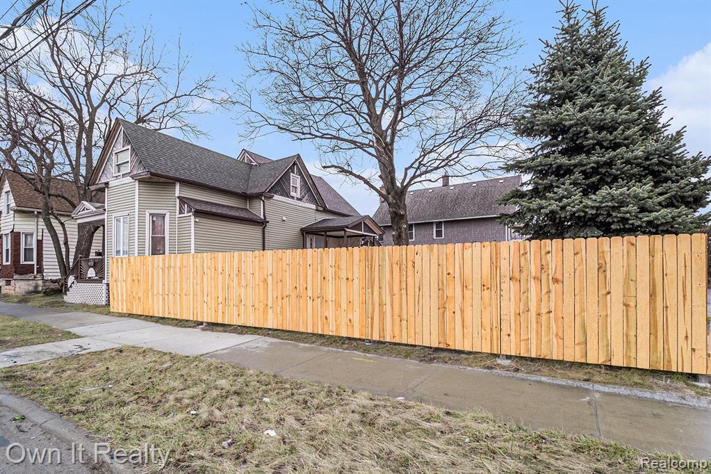 9029 MCGRAW Street, Detroit, MI 48210 — Photo 3