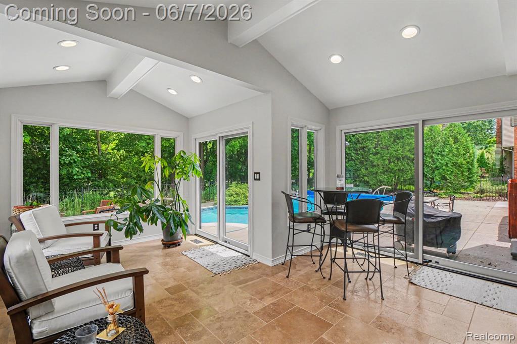 4071 Shore Crest Drive, West Bloomfield, MI 48323 — Photo 14