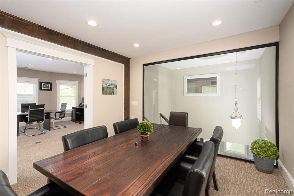 640 W University Drive, Rochester, MI 48307 — Photo 26