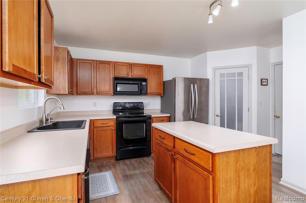 937 Prairie Lane, Milan, MI 48160 — Photo 11
