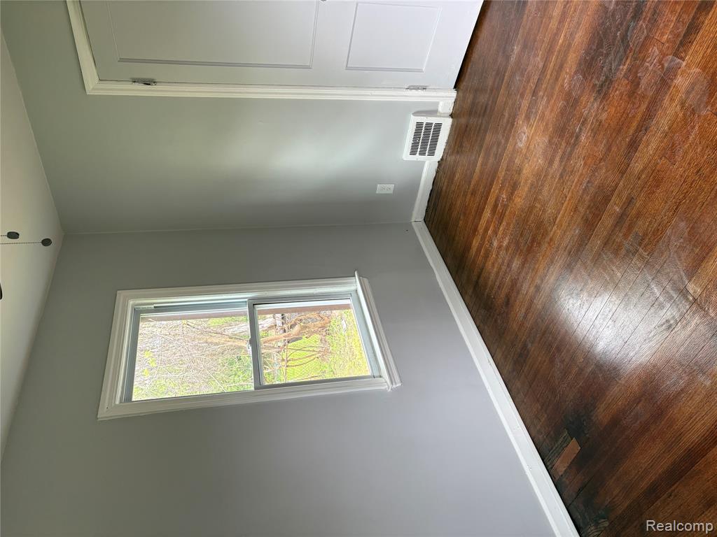 14347 Westwood Street, Detroit, MI 48223 — Photo 12