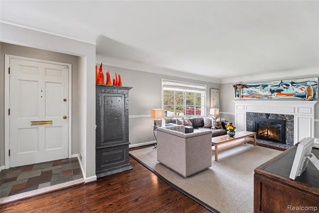 32240 Auburn Drive, Beverly Hills, MI 48025 — Photo 3