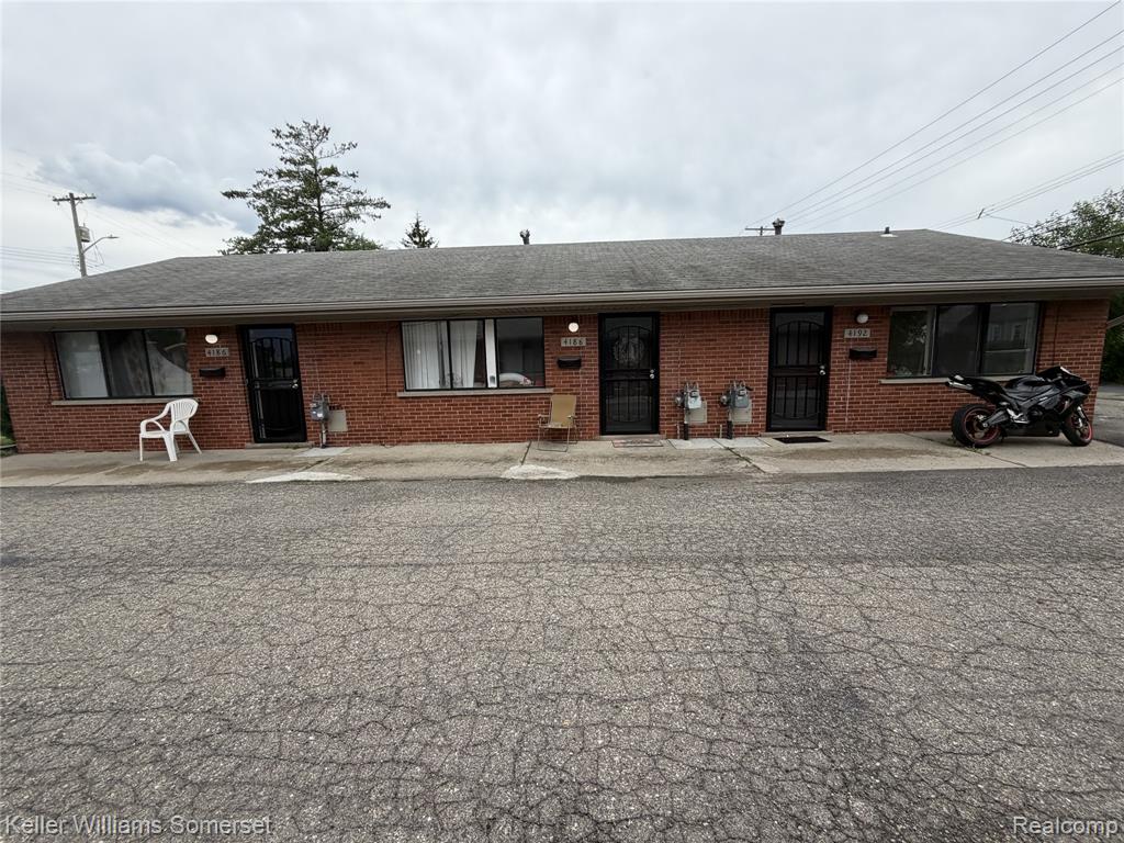 4178 Drouillard Street, Lincoln Park, MI 48146