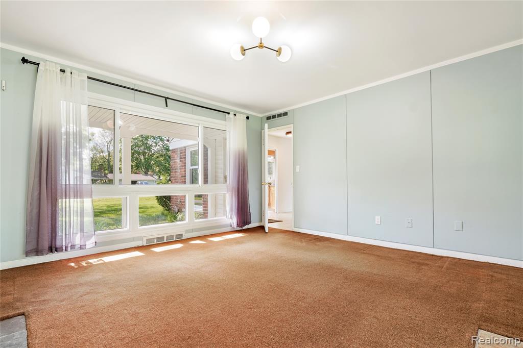 6843 E Dartmoor Road, West Bloomfield, MI — Photo 20