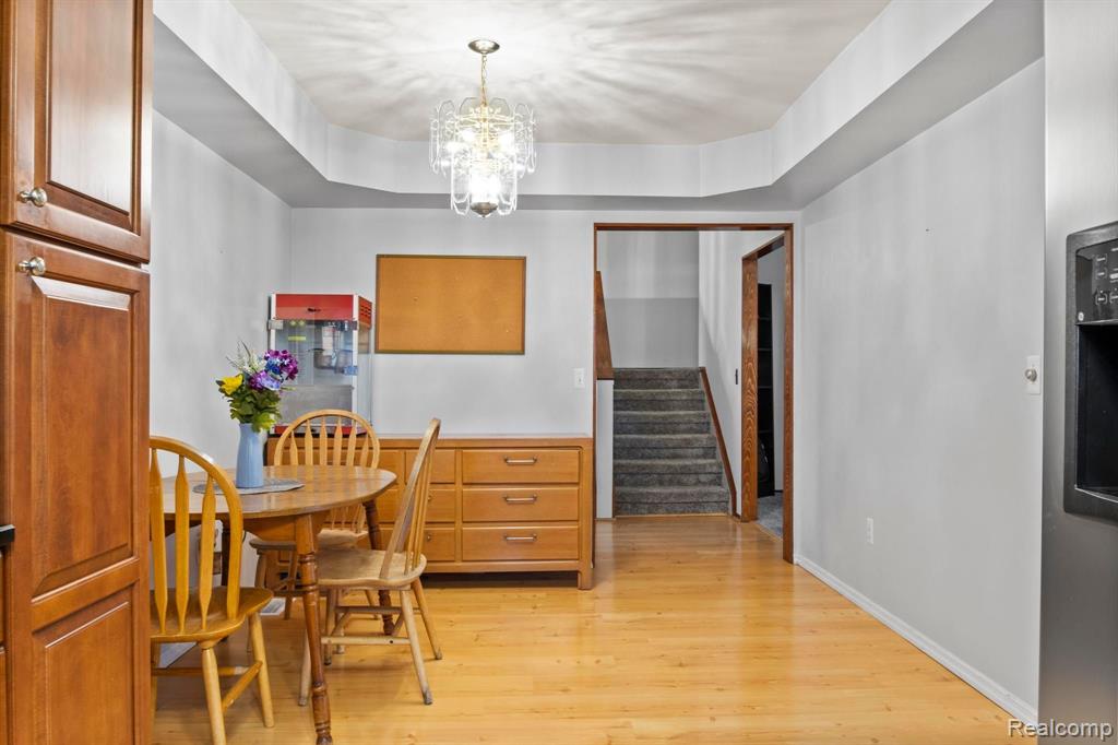 5645 WEDGEWOOD Road, Canton, MI 48187 — Photo 11