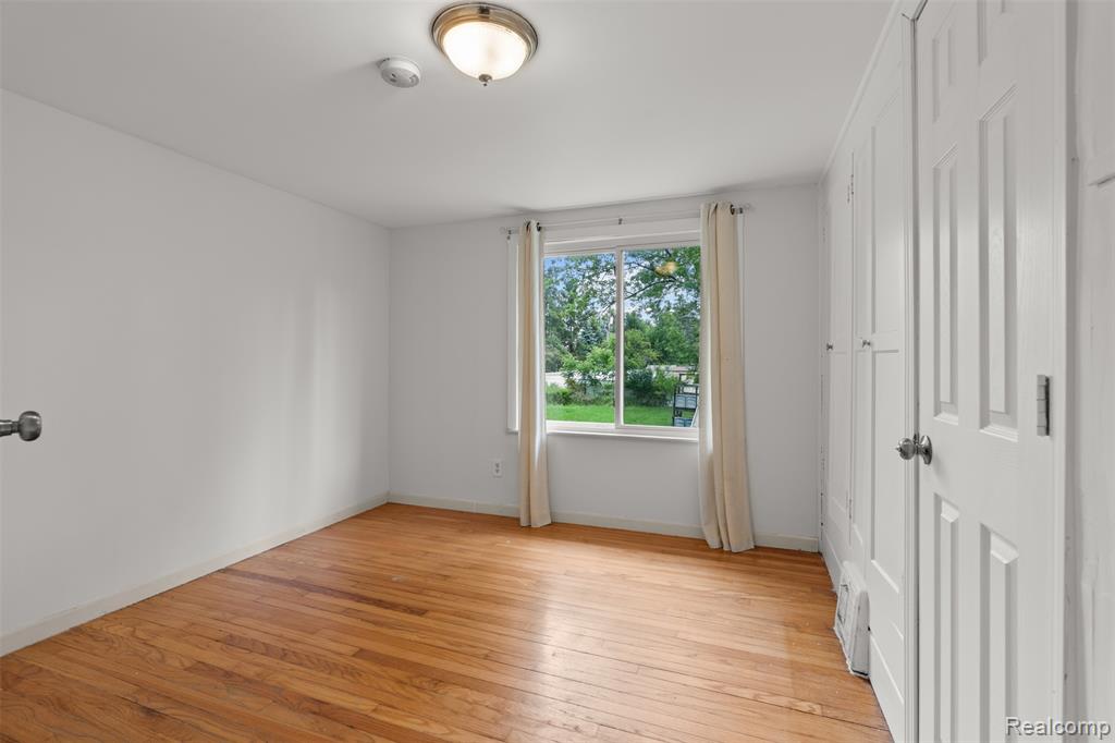 750 W Square Lake Road, Troy, MI 48098 — Photo 27