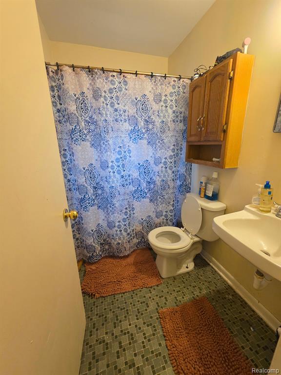 972 BARNEY Avenue, Flint, MI 48503 — Photo 9
