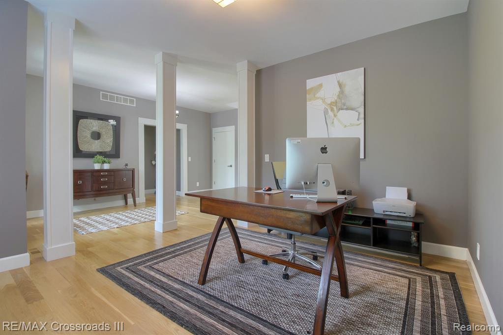 47605 HANFORD Road, Canton, MI 48187 — Photo 8