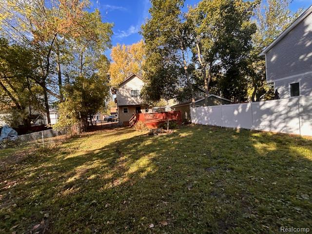 2411 Pine Lake Avenue, Keego Harbor, MI 48320 — Photo 2