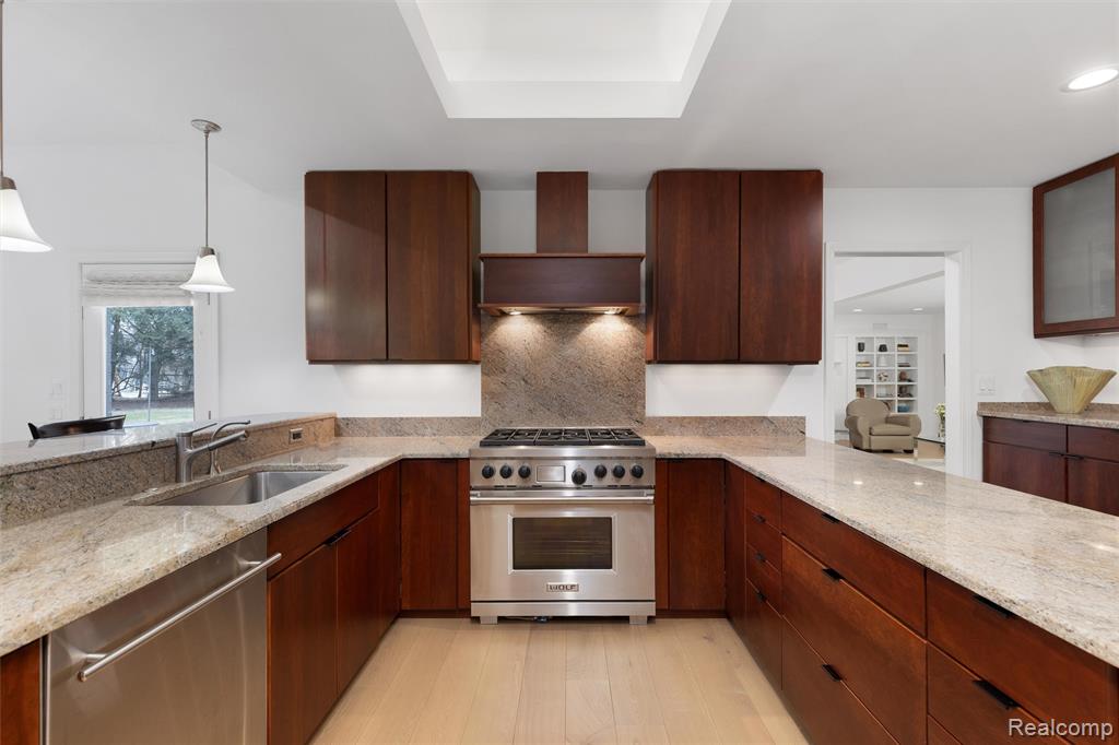 6183 Lantern Lane, Bloomfield Hills, MI 48301 — Photo 8
