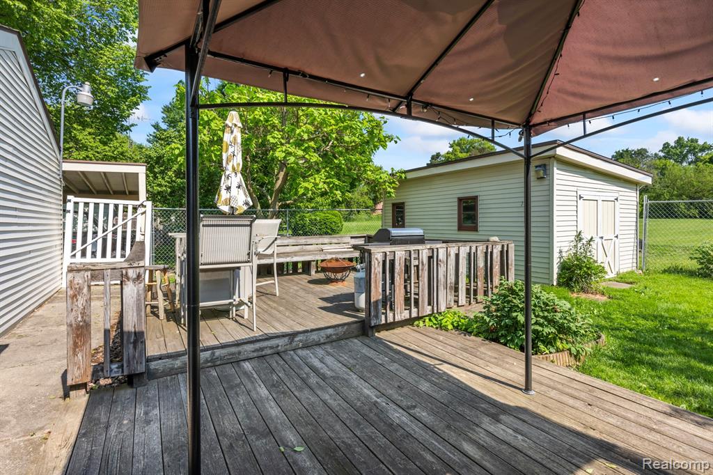5304 E Frances Road, Mount Morris, MI 48458 — Photo 29